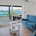 Seaside House For Families With Children Kanica, - 16304 *