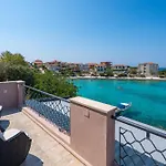 Seaside House For Families With Children Kanica, - 16304 Rogoznica (Sibenik-Knin)