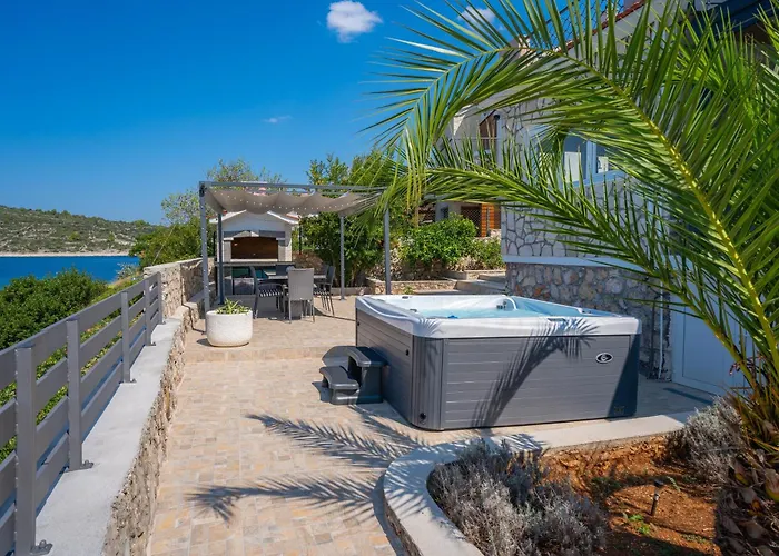 Seaside House For Families With Children Kanica, - 16304 Tatil Evi