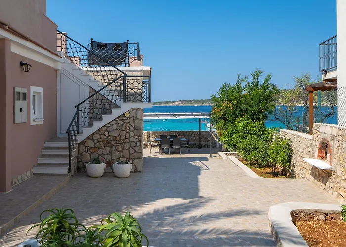 Seaside House For Families With Children Kanica, - 16304 *